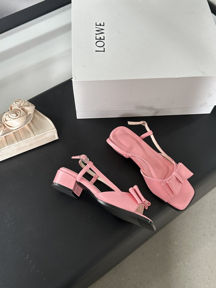 Vade - Korean Women Fashion - #momslook - Ribbon Strap Sandal