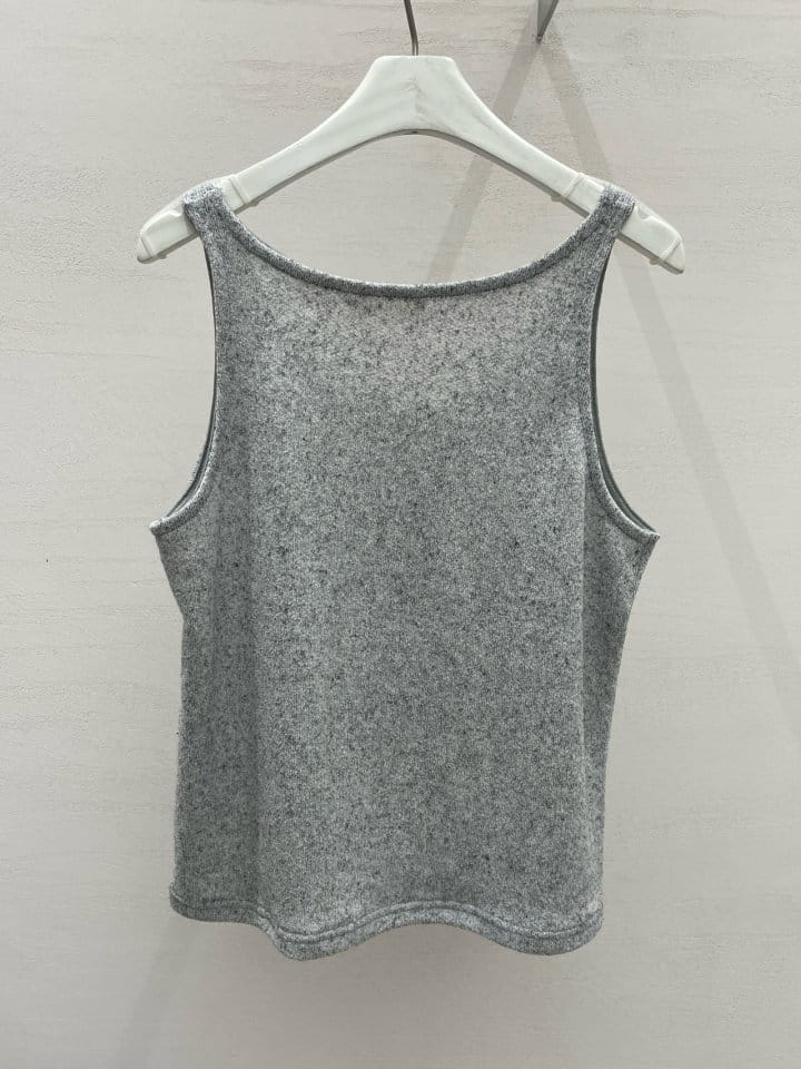 Very - Korean Women Fashion - #vintageinspired - Wood Sleeveless Tee - 4