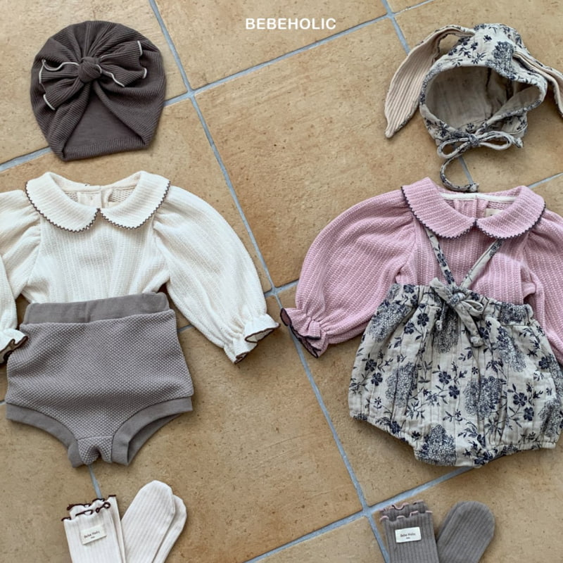 Bebe Holic - Korean Baby Fashion - #babyoninstagram - Pin Coat Collar Tee - 2