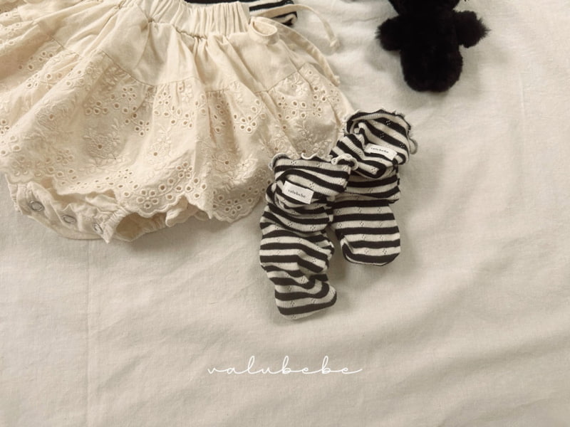 Valu Bebe - Korean Baby Fashion - #onlinebabyshop - Stripe Roll Up Socks - 12