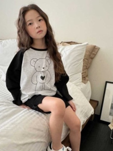 Dumble Bear Raglan Tee