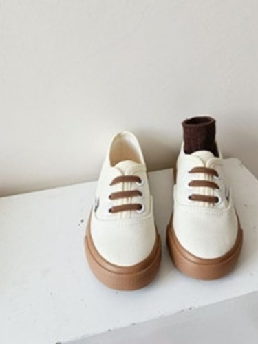 Leave Round Banding Sneakers