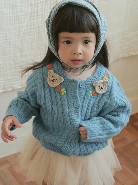 Talk Bear Twist Knit Cardigan