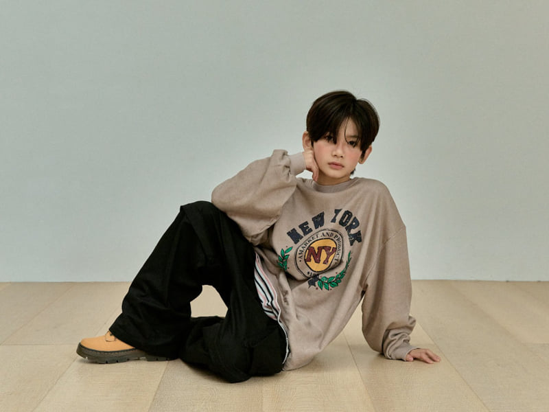 A-Market - Korean Children Fashion - #Kfashion4kids - New York Pigment Sweatshirts