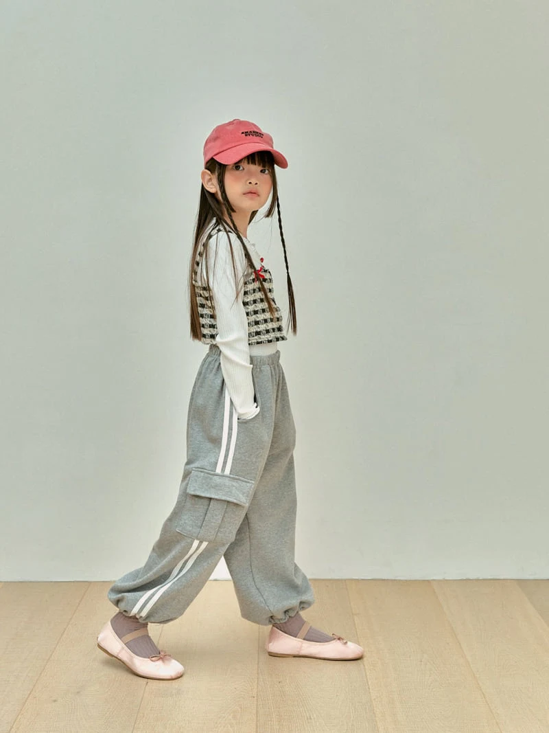 A-Market - Korean Children Fashion - #stylishchildhood - Jury Cargo Pants - 4