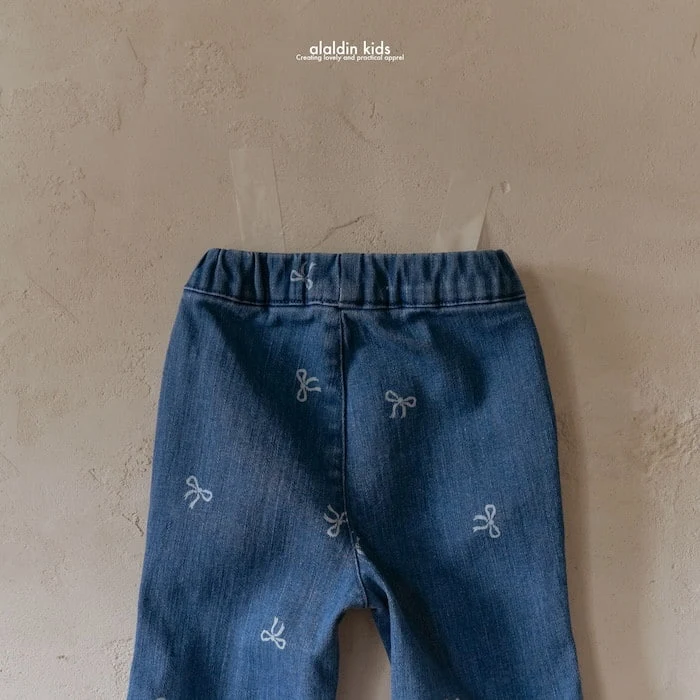 Aladin - Korean Baby Fashion - #babyoninstagram - Ribbon Denim Bootscut Pants - 3