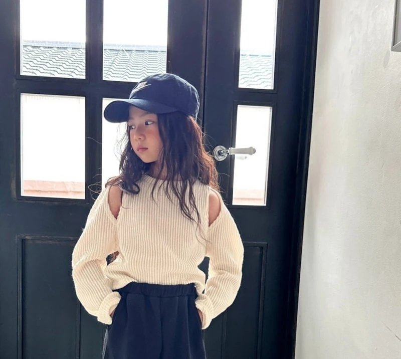 Comma - Korean Children Fashion - #childofig - Knit Slit Top