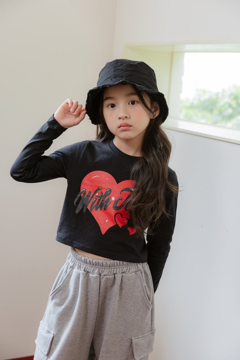 Dore Dore - Korean Children Fashion - #kidsshorts - With Heart Crop Tee - 7