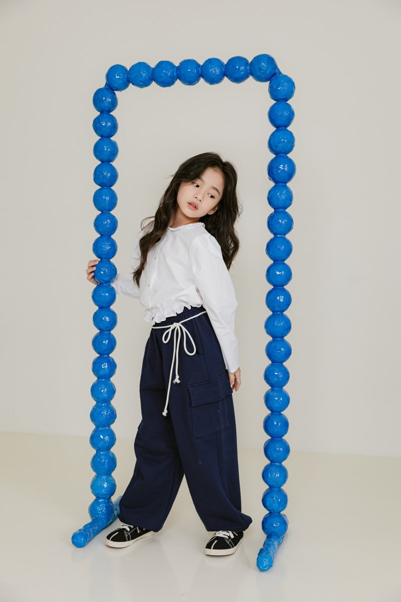 Dore Dore - Korean Children Fashion - #minifashionista - Frill Crop Blouse - 5