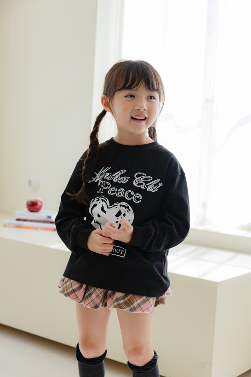 Dore Dore - Korean Children Fashion - #stylishchildhood - Heart Long Tee - 12