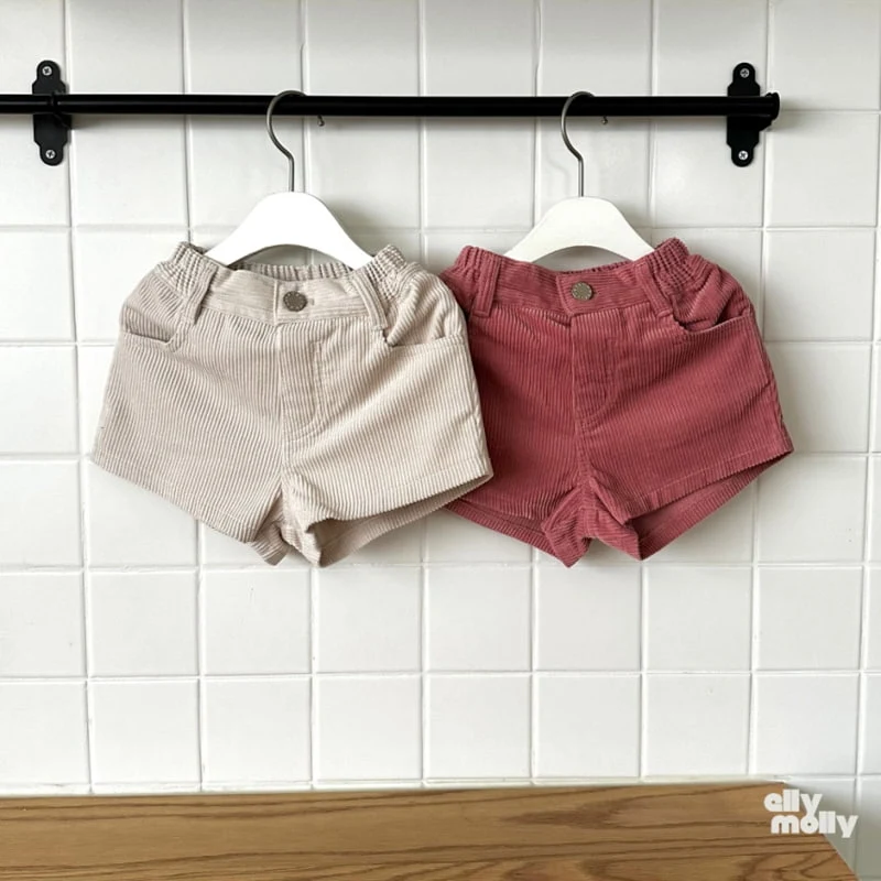 Ellymolly - Korean Children Fashion - #littlefashionista - Butter Corduroy Shorts