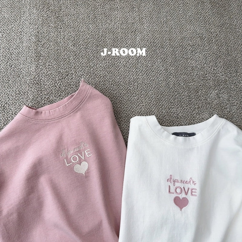 J-Room - Korean Children Fashion - #kidsstore - Heart Embroidery Midi Tee - 4