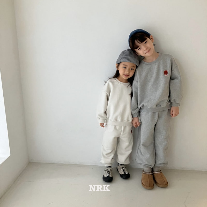 Nrk - Korean Children Fashion - #designkidswear - Embroidery Top Bottom Set - 7