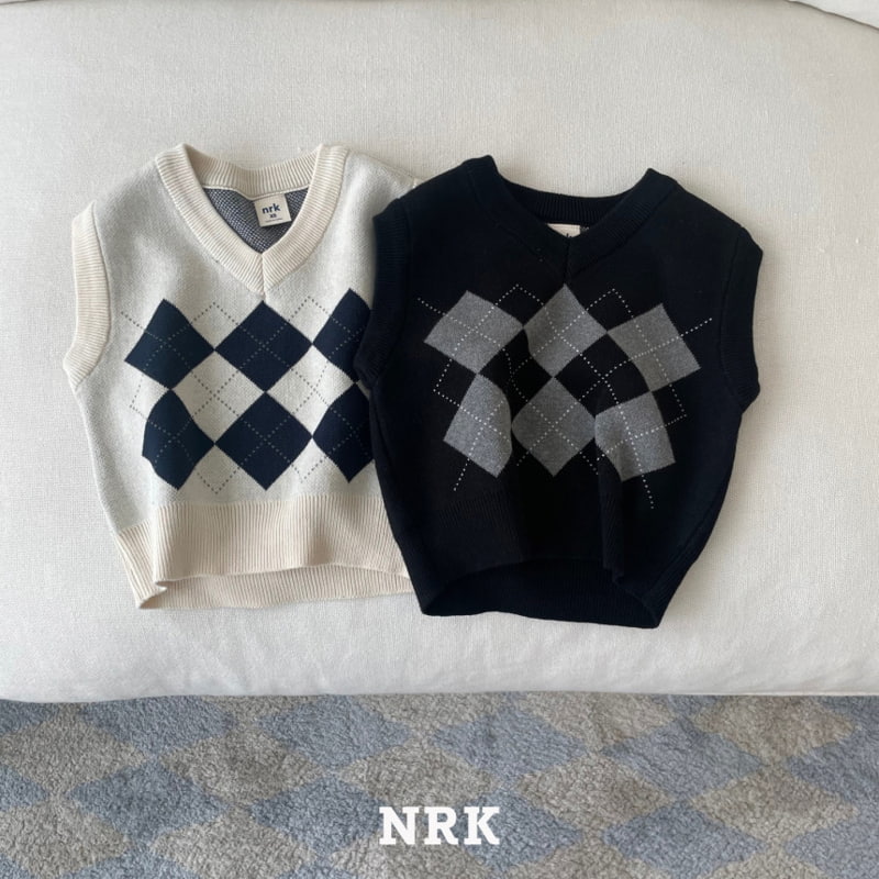 Nrk - Korean Children Fashion - #stylishchildhood - Cotton Argyle Knit Vest