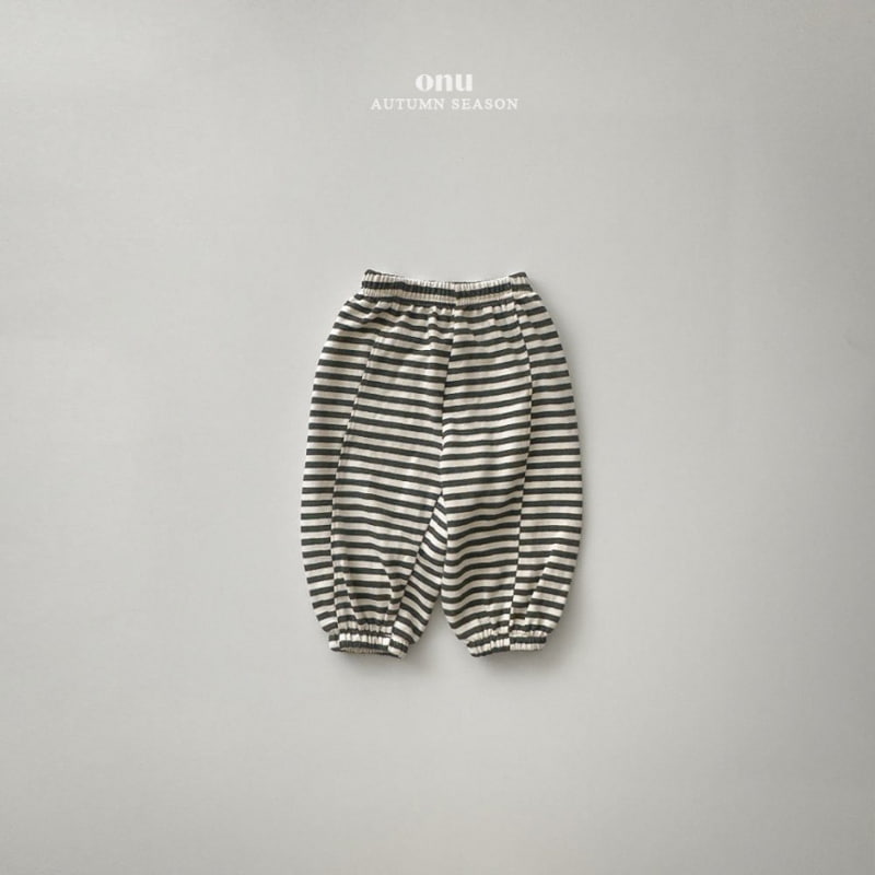 Onu - Korean Children Fashion - #stylishchildhood - Stripe Slit Jogger Pants - 2