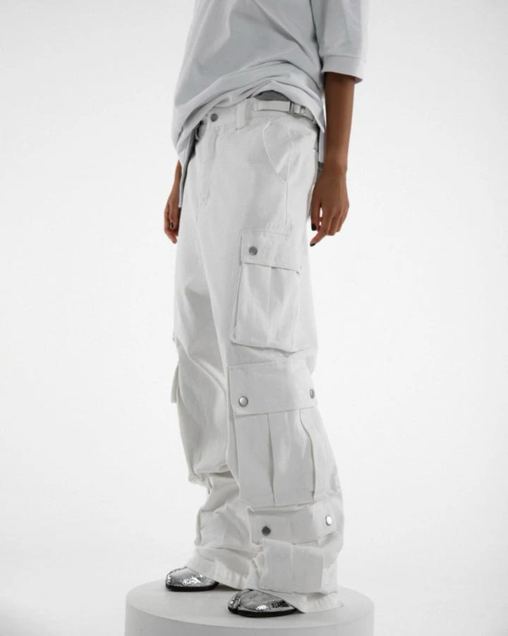 Paper Moon - Korean Women Fashion - #momslook - Three Pocket Snap Button Cargo Wide Trousers - 4