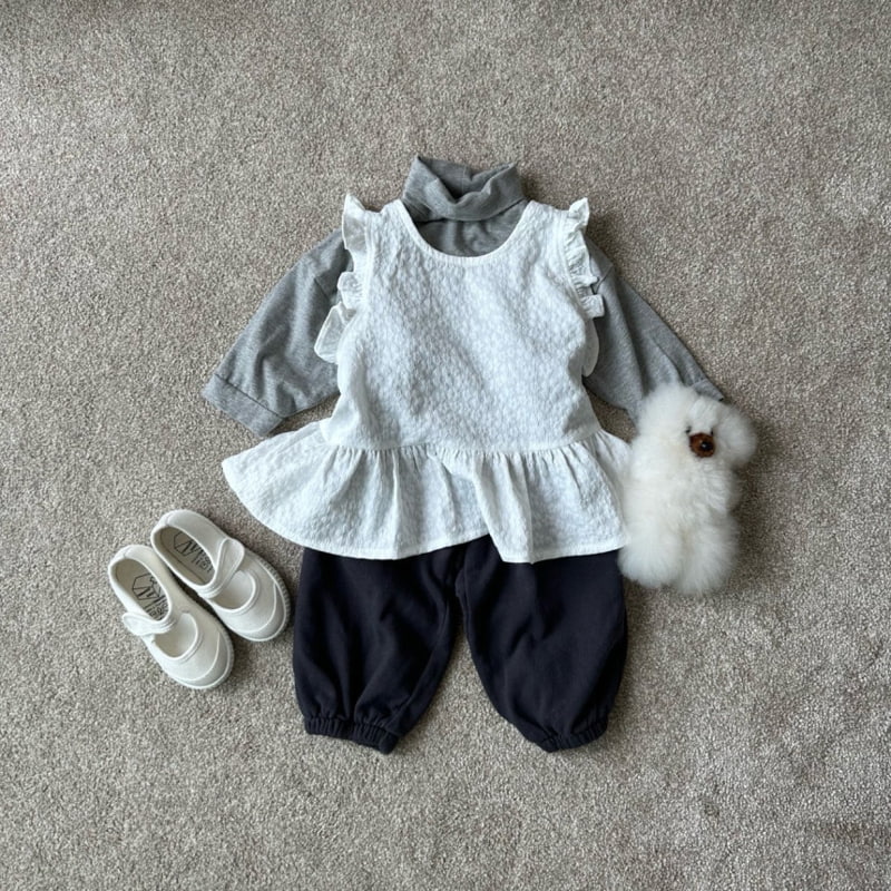 The Pepper - Korean Children Fashion - #stylishchildhood - Honey Frill Blouse - 8