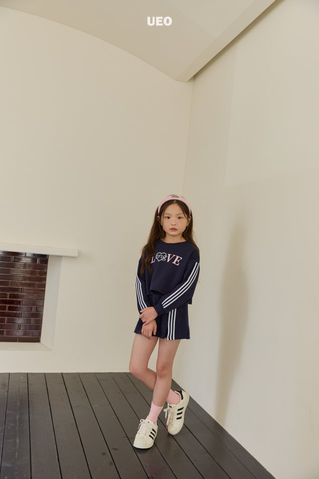 U Eo - Korean Children Fashion - #magicofchildhood - Love Line Crop Sweatshirts - 8