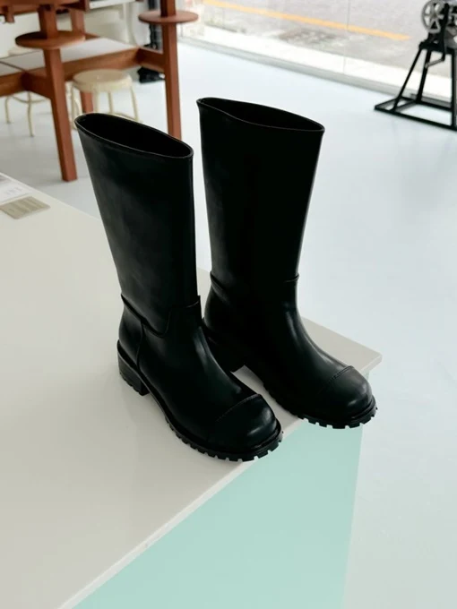 Basic Half Middle Boots