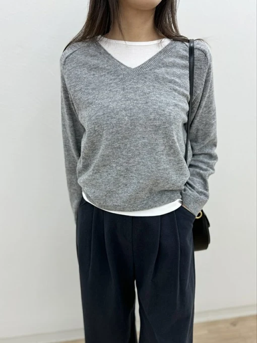 Cash Sadle Knit Top