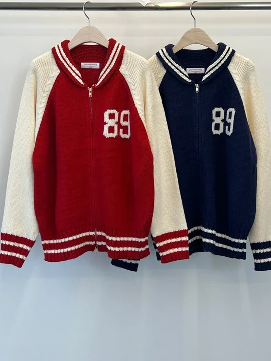 89 Zip-up Knit