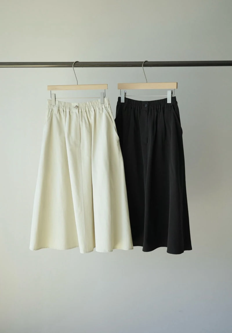 Amygrace - Korean Women Fashion - #momslook - Little Hull Banding Skirt