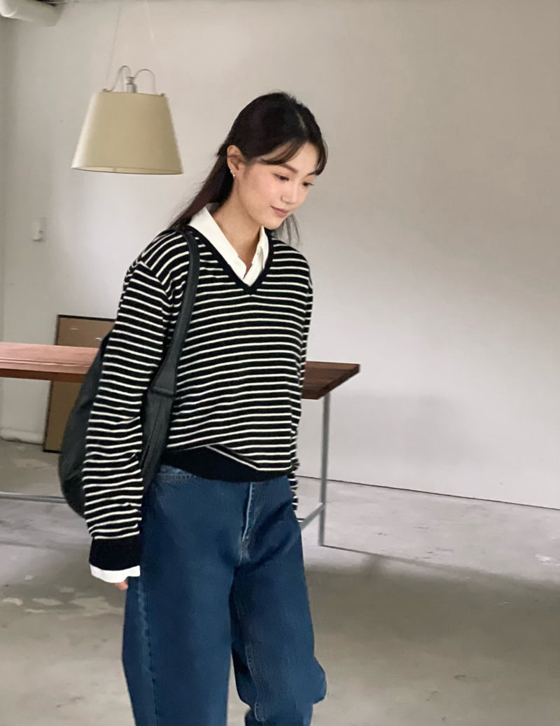 Amygrace - Korean Women Fashion - #romanticstyle - Marco Stripe V Knit Pullover - 12