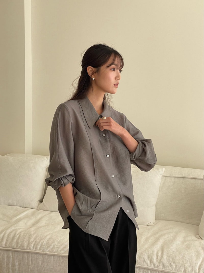 Amygrace - Korean Women Fashion - #momslook - Detail Pintuck Blouse - 4