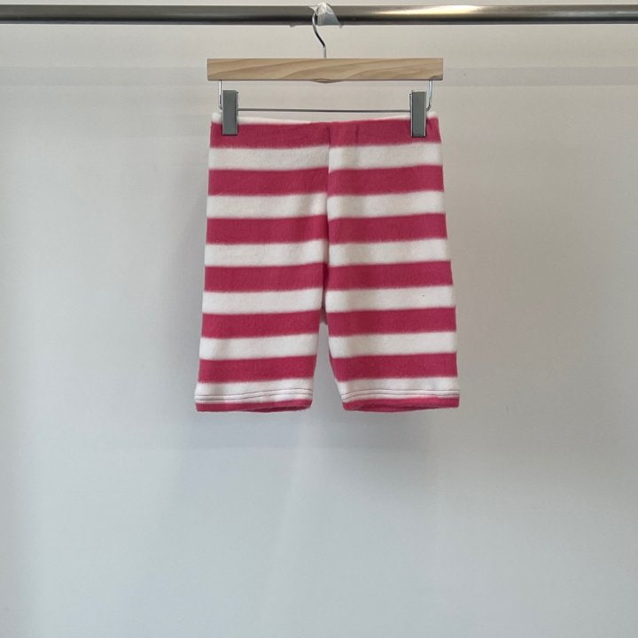 Another Avenue - Korean Women Fashion - #thelittlethings - Bear Stripe Short Leggings - 2