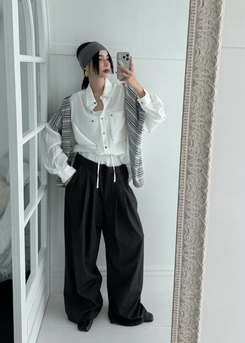 Auver_Fit - Korean Women Fashion - #momslook - Colored Trunk Pants - 2