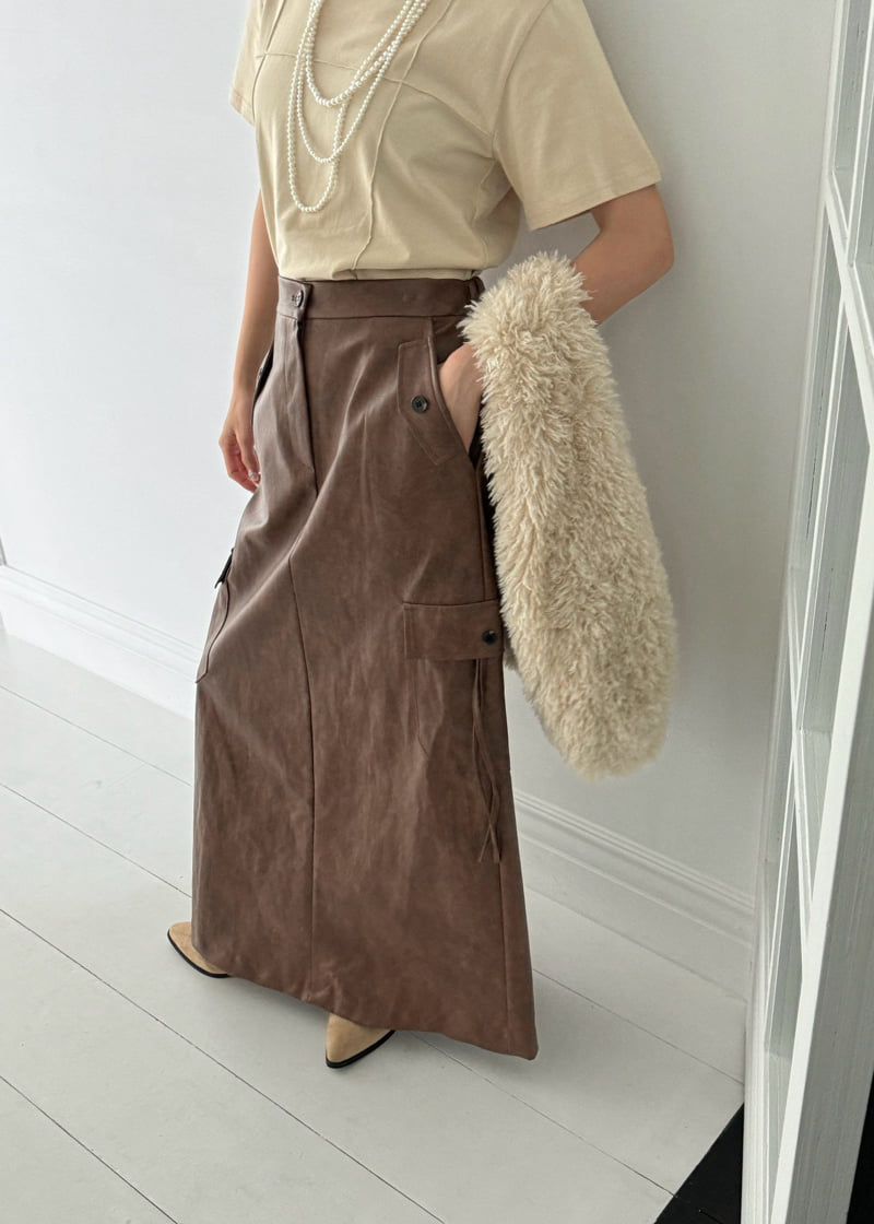 Auver_Fit - Korean Women Fashion - #restrostyle - Cargo Fake Leather Long Skirt - 10