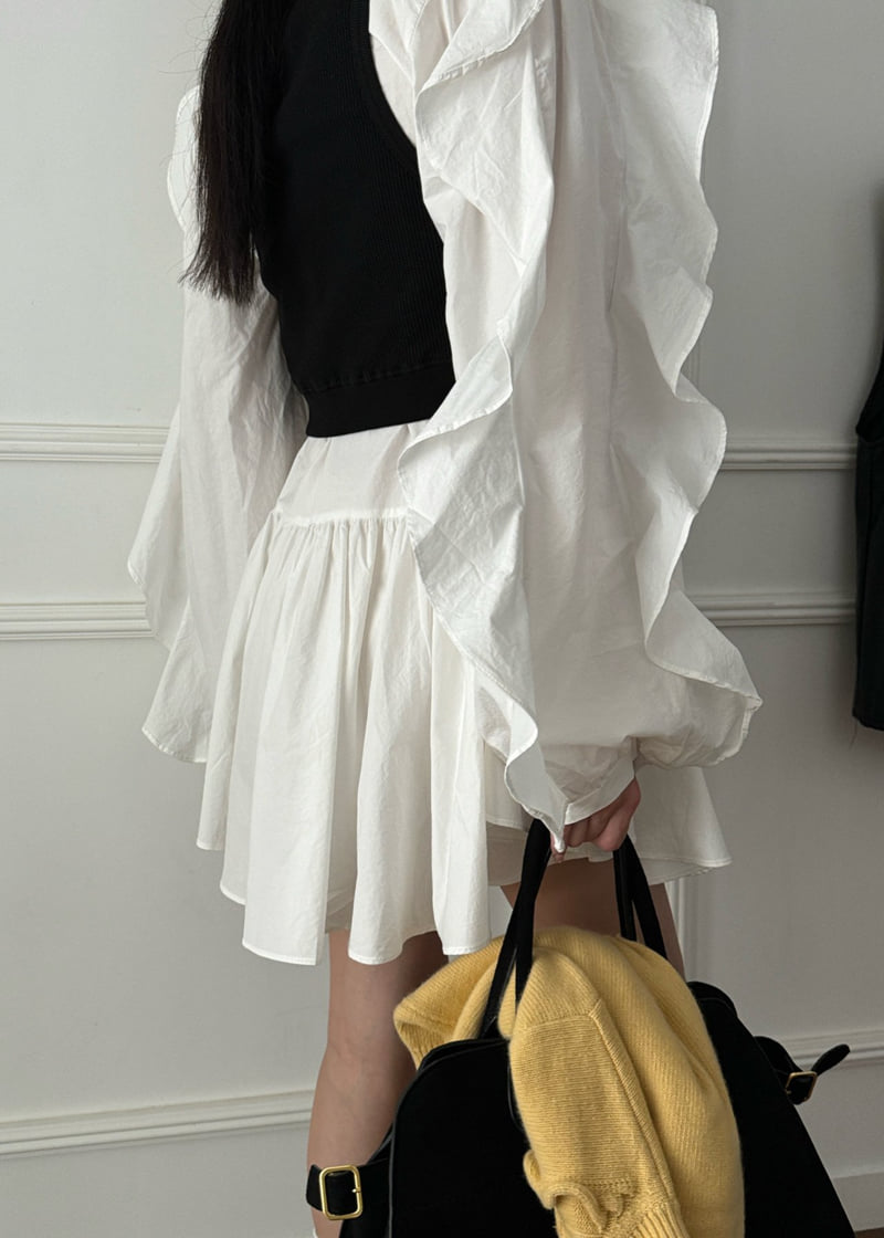 Auver_Fit - Korean Women Fashion - #thelittlethings - Wing Blouse - 3