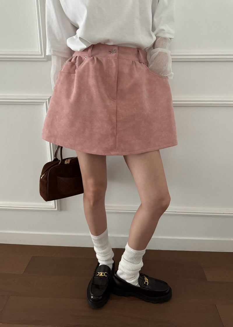 Auver_Fit - Korean Women Fashion - #womensfashion - Suede Balloon Mini Skirt - 9