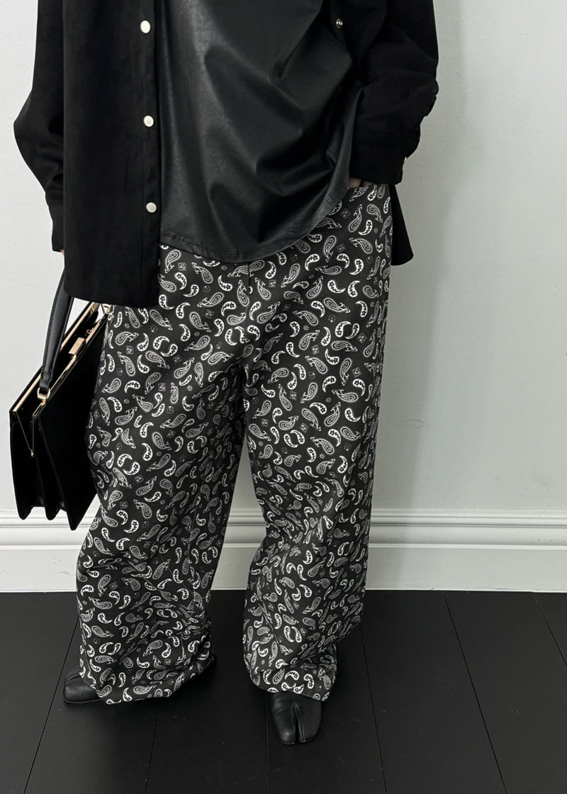 Auver_Fit - Korean Women Fashion - #womensfashion - Viso Paisley Pants - 2