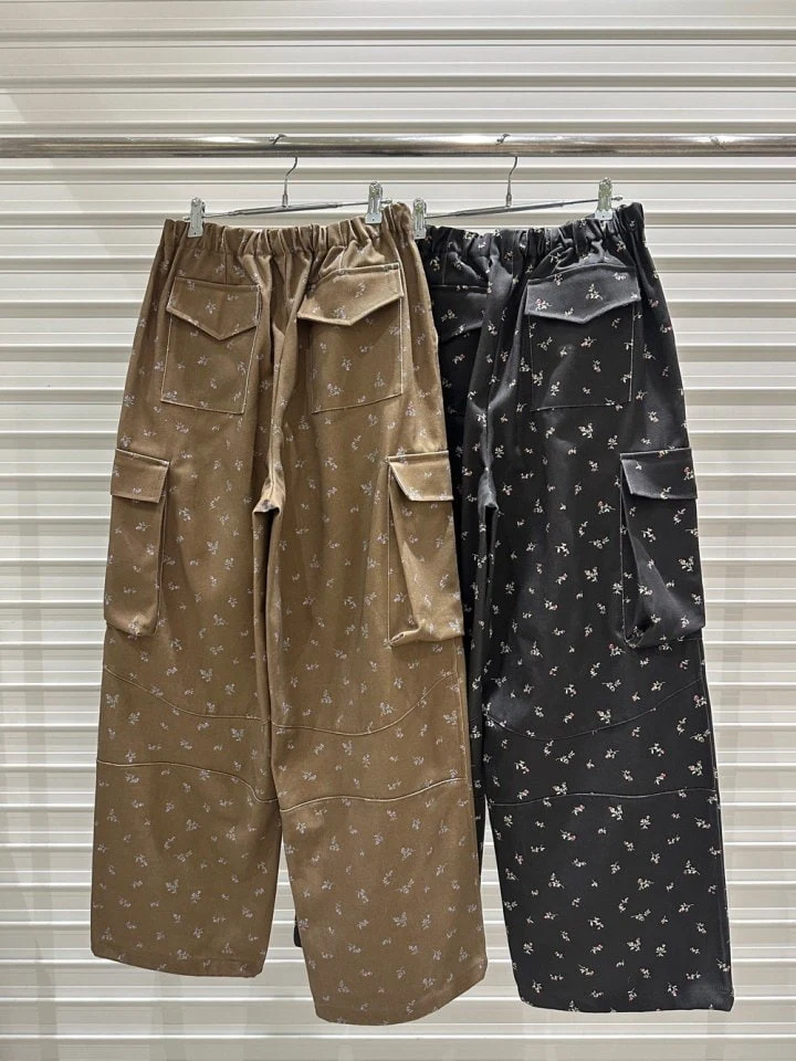 Bricklane - Korean Women Fashion - #romanticstyle - Twill Flower Pants