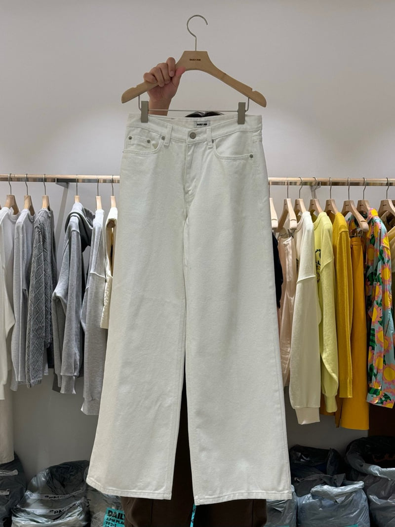 Dailyjud - Korean Women Fashion - #womensfashion - Off White 702 Jeans - 9