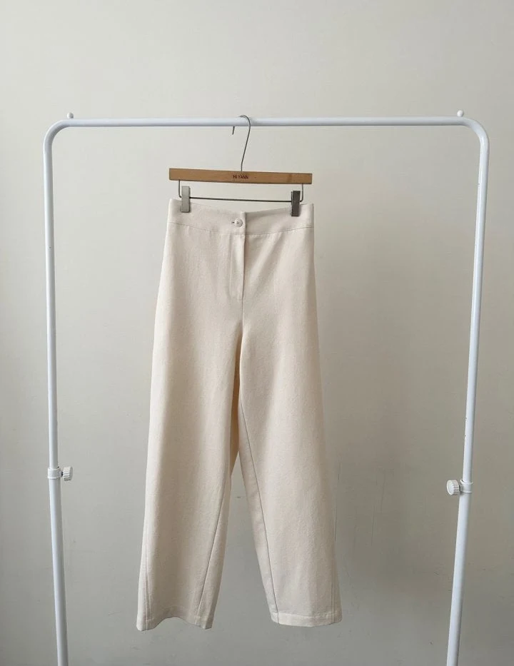 Hiyann - Korean Women Fashion - #restrostyle - Beaker Pants - 2