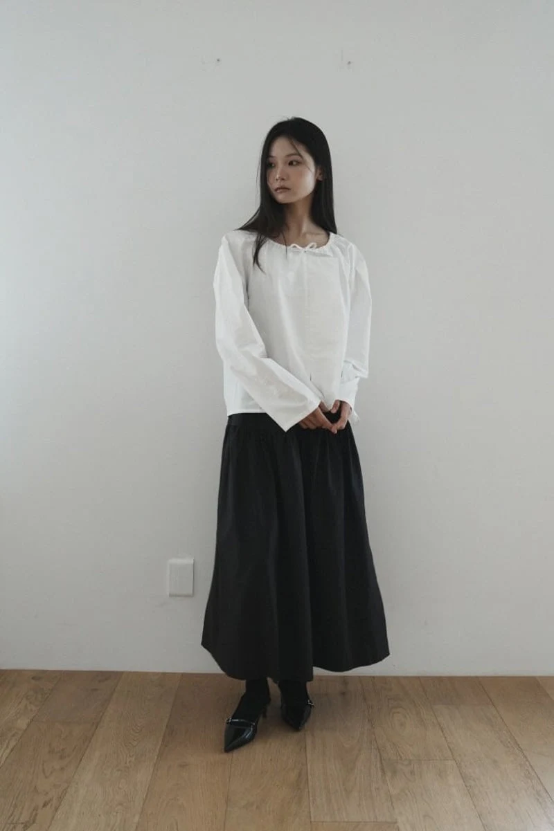 Hue - Korean Women Fashion - #momslook - Frill Blouse - 4