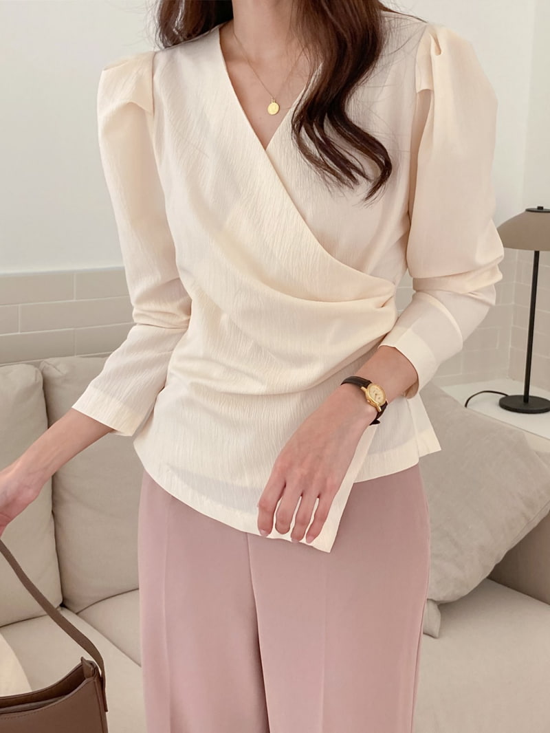 J dew - Korean Women Fashion - #thelittlethings - Viva Blouse