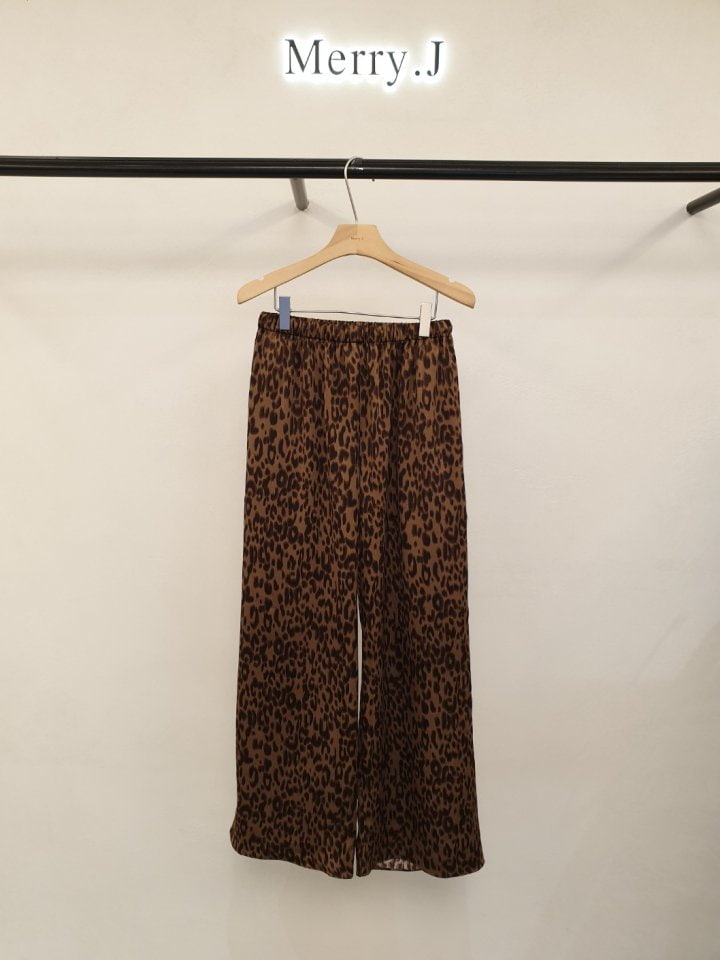 Merry J - Korean Women Fashion - #momslook - Leopard Pants