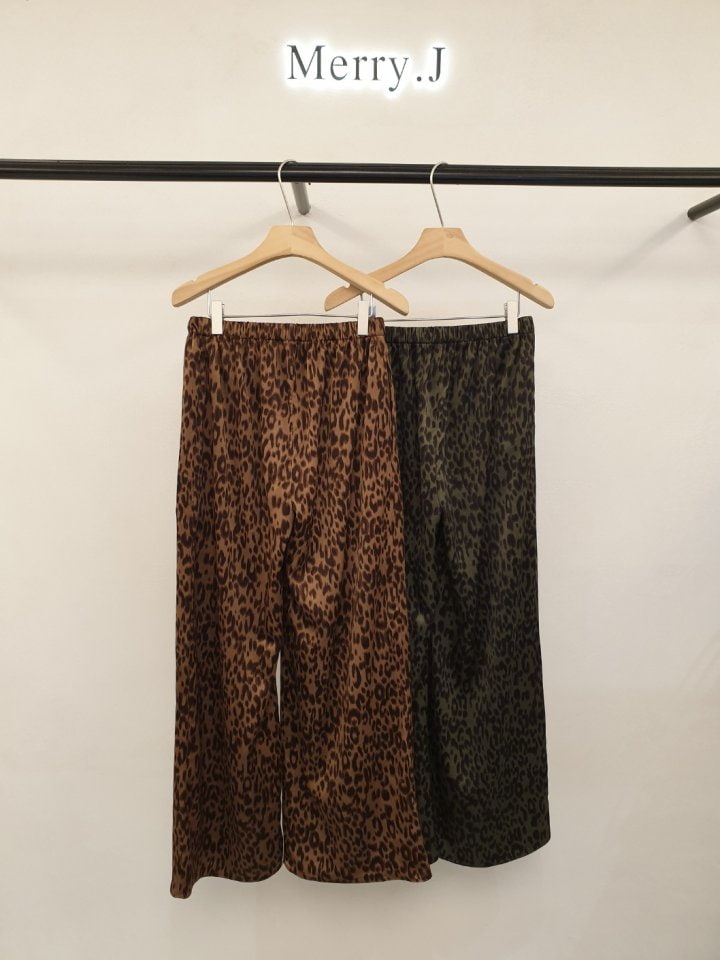 Merry J - Korean Women Fashion - #momslook - Leopard Pants - 3