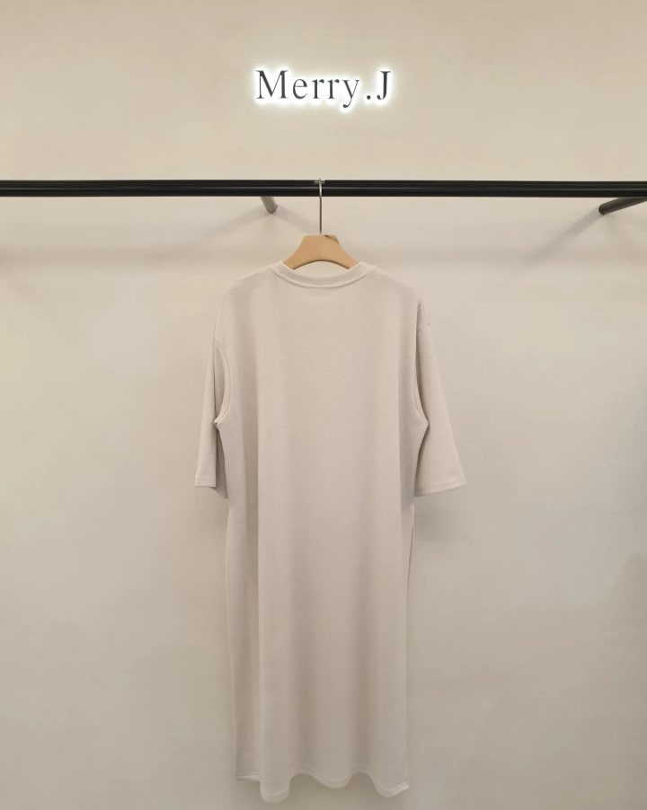 Merry J - Korean Women Fashion - #shopsmall - Pearl Long Slit Tee One-piece - 6