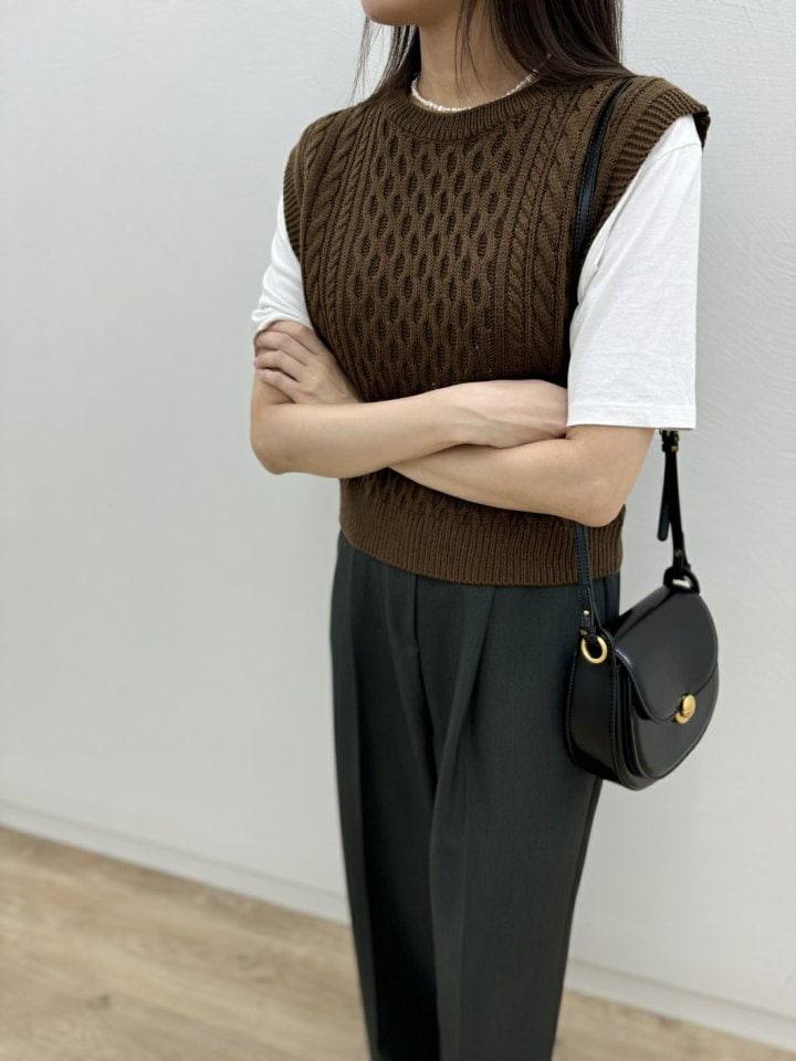 Most - Korean Women Fashion - #momslook - Loafer Vest - 8