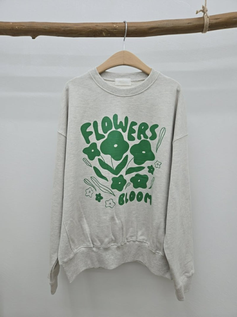 Most - Korean Women Fashion - #womensfashion - Flower Sweatshirts - 4