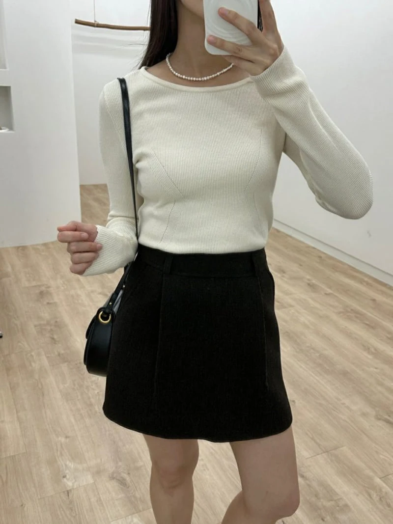 Most - Korean Women Fashion - #thatsdarling - Cozy Rib Knit Top - 2