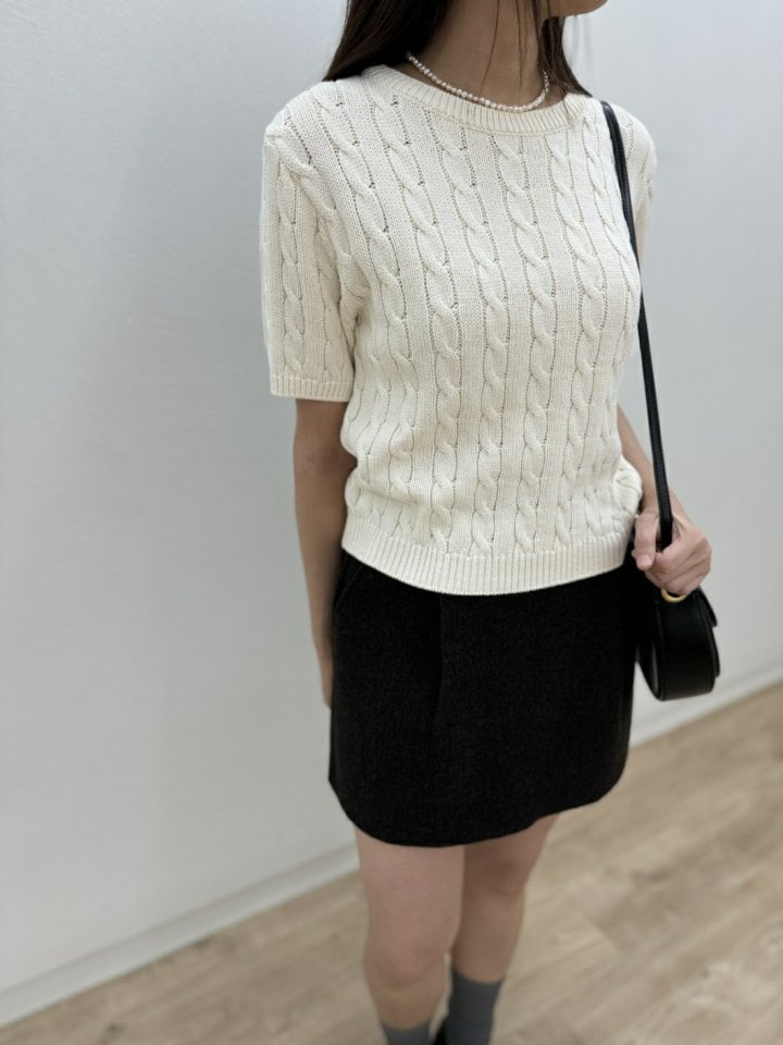 Most - Korean Women Fashion - #vintagekidsstyle - Cotton Cable Round Top - 6