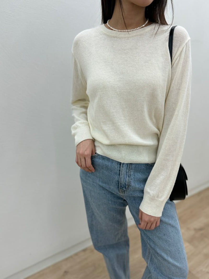 Most - Korean Women Fashion - #vintagekidsstyle - Normal Round Top - 6