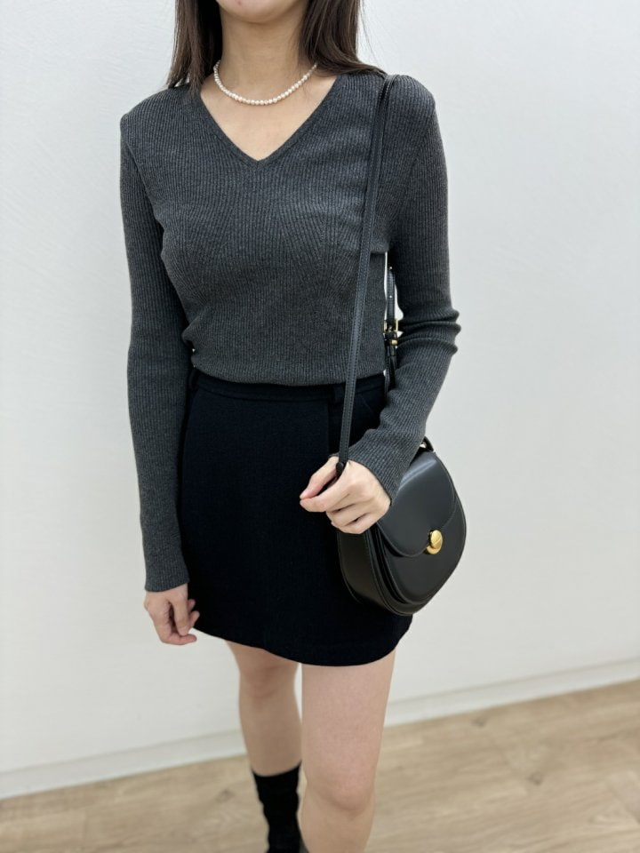 Most - Korean Women Fashion - #womensfashion - Wale Rib Knit Top - 2