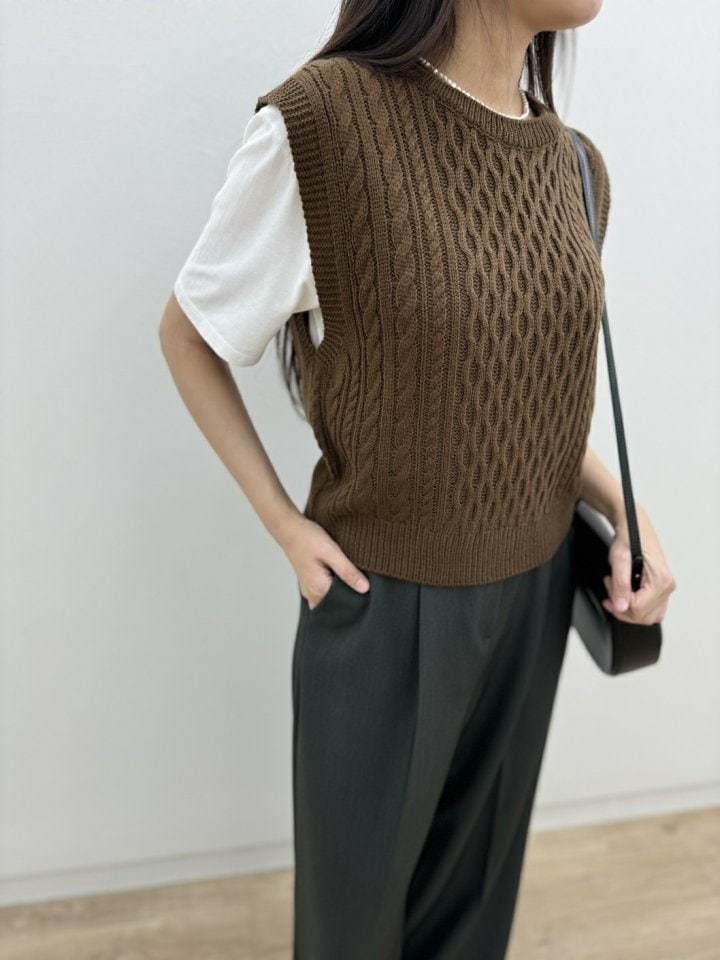 Most - Korean Women Fashion - #womensfashion - Loafer Vest - 11