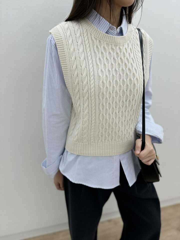 Most - Korean Women Fashion - #womensfashion - Loafer Vest - 3